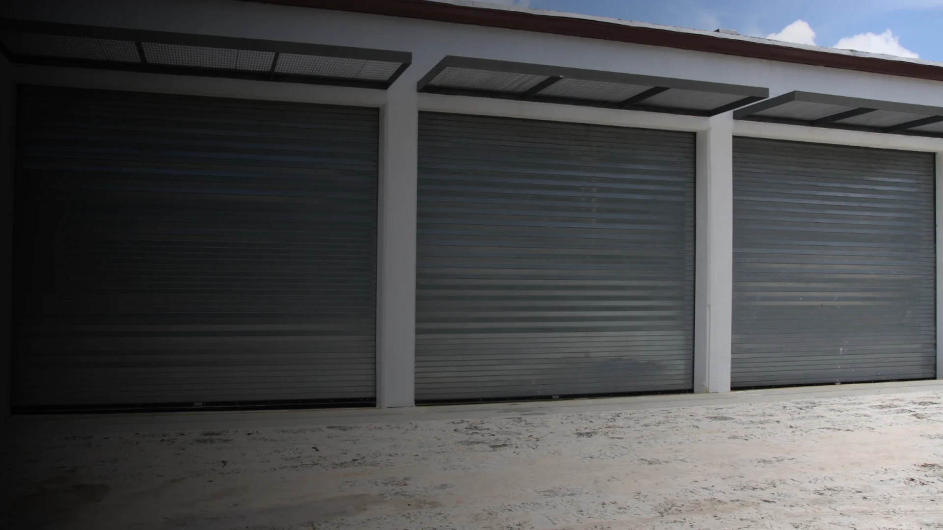 karma garage door Hero 2